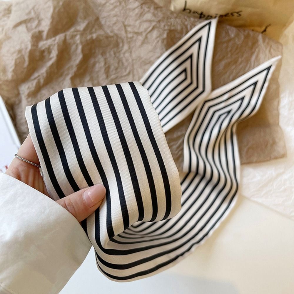 Elegante Sciarpa a Righe Stile - Silk Tie Striped recensione e prezzo