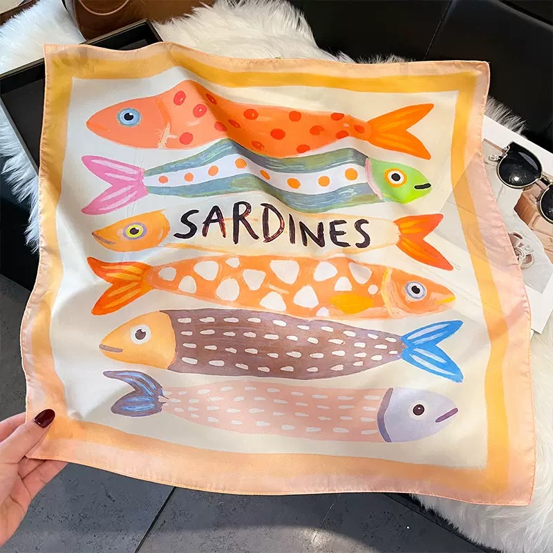 Foulard Quadrato in Seta con M - Silk Neck Scarf recensione e prezzo